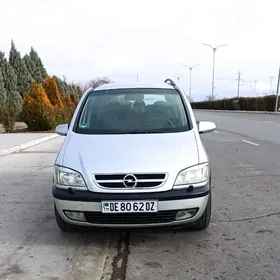 Opel Zafira 2004