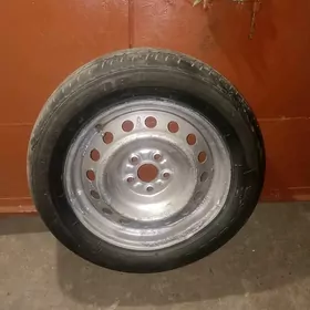 запаска от кароллы