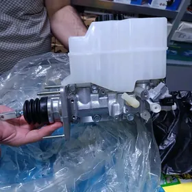 tormoz cilinder 100 land cruis