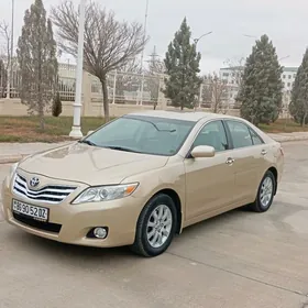 Toyota Camry 2011