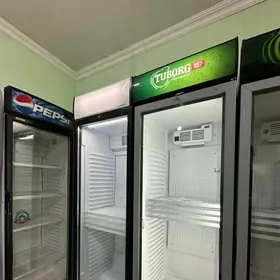 witrina haladilnik Ugur holodi