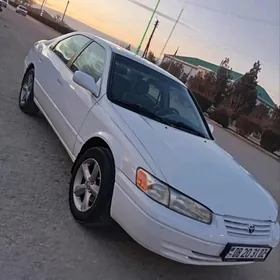 Toyota Camry 1999