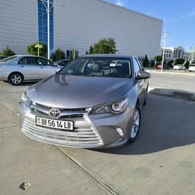 Toyota Camry 2015