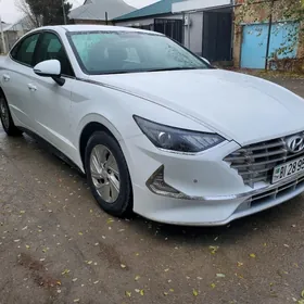 Hyundai Sonata 2020