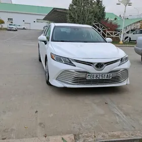 Toyota Camry 2020