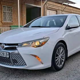 Toyota Camry 2016