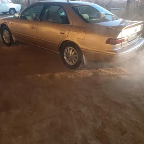 Toyota Camry 1998