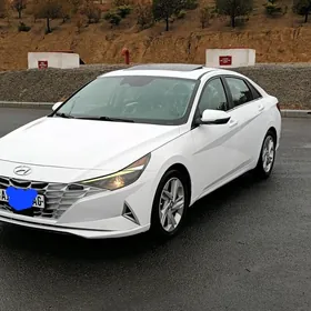 Hyundai Elantra 2021
