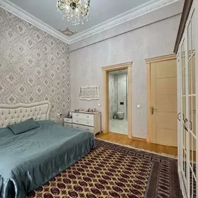 Elitka Çehow 12/2 3 Kom 175m²