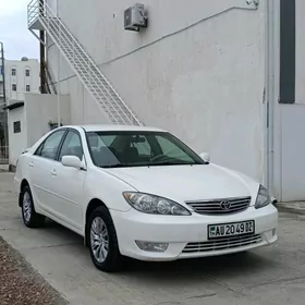 Toyota Camry 2004