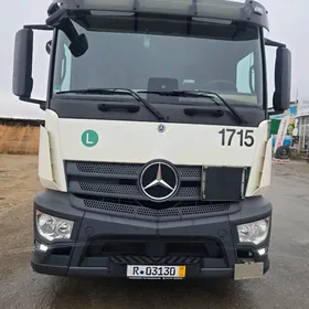 Mercedes-Benz ACTROS 3331 2020