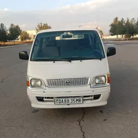 Toyota Hiace 2002