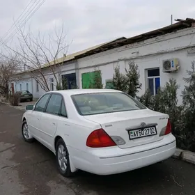 Toyota Avalon 2001