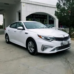 Kia Optima 2020