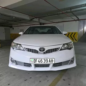 Toyota Camry 2012