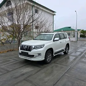 Toyota Land Cruiser Prado 2021