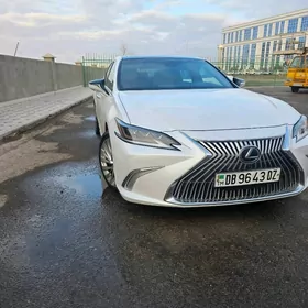 Lexus ES 350 2021