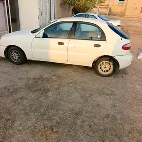 Daewoo Lanos 1998