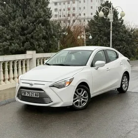 Toyota Yaris 2017