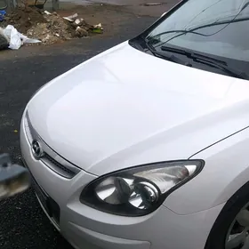 Hyundai I30 2010