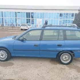 Opel Astra 1998