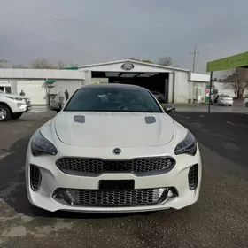 Kia Stinger 2021
