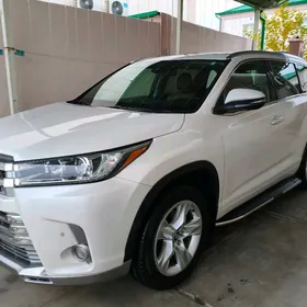 Toyota Highlander 2017