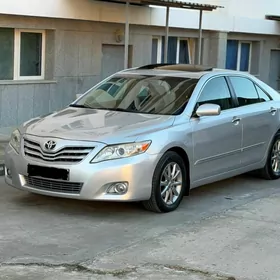 Toyota Camry 2010