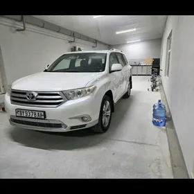 Toyota Highlander 2013