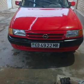 Opel Astra 1992