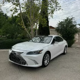 Lexus ES 350 2022