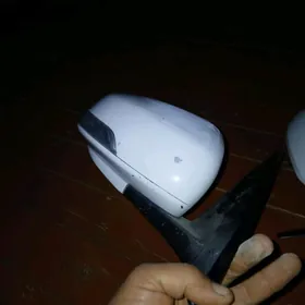 zadniwid unwersal tayota