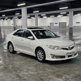 Toyota Camry 2012