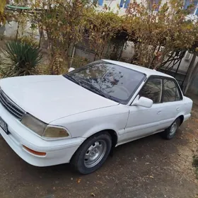 Toyota Corolla 1992