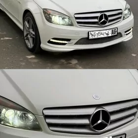 Mercedes-Benz C350 2009