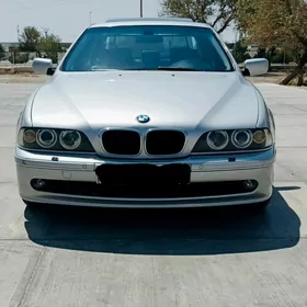 BMW E39 2001