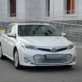 Toyota Avalon 2013