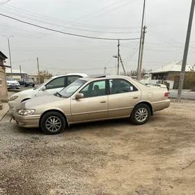 Toyota Camry 1998
