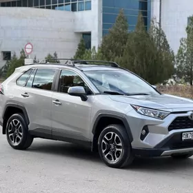 Toyota RAV4 2020