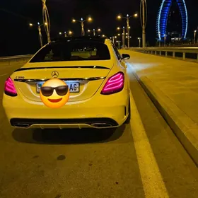 Mercedes-Benz C300 2015