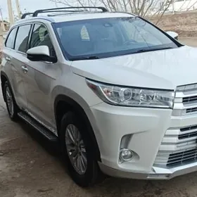 Toyota Highlander 2018