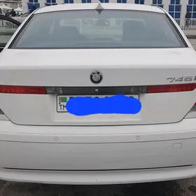BMW 745 2004