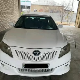 Toyota Camry 2011