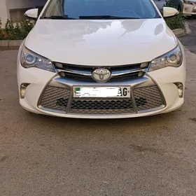 Toyota Camry 2017