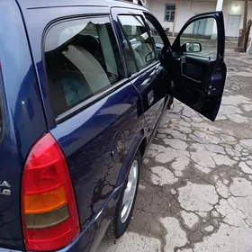 Opel Astra 2000
