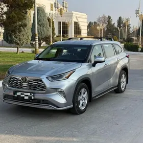 Toyota Highlander 2020