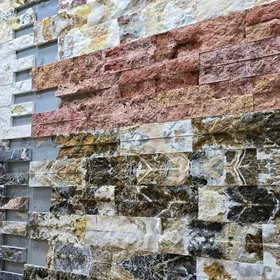 Рваный камень/ dekoratiw daŝ