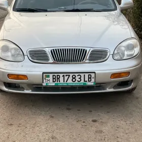 Daewoo Leganza 1999