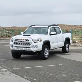 Toyota Tacoma 2019