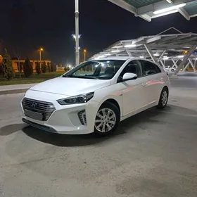 Hyundai Elantra 2018